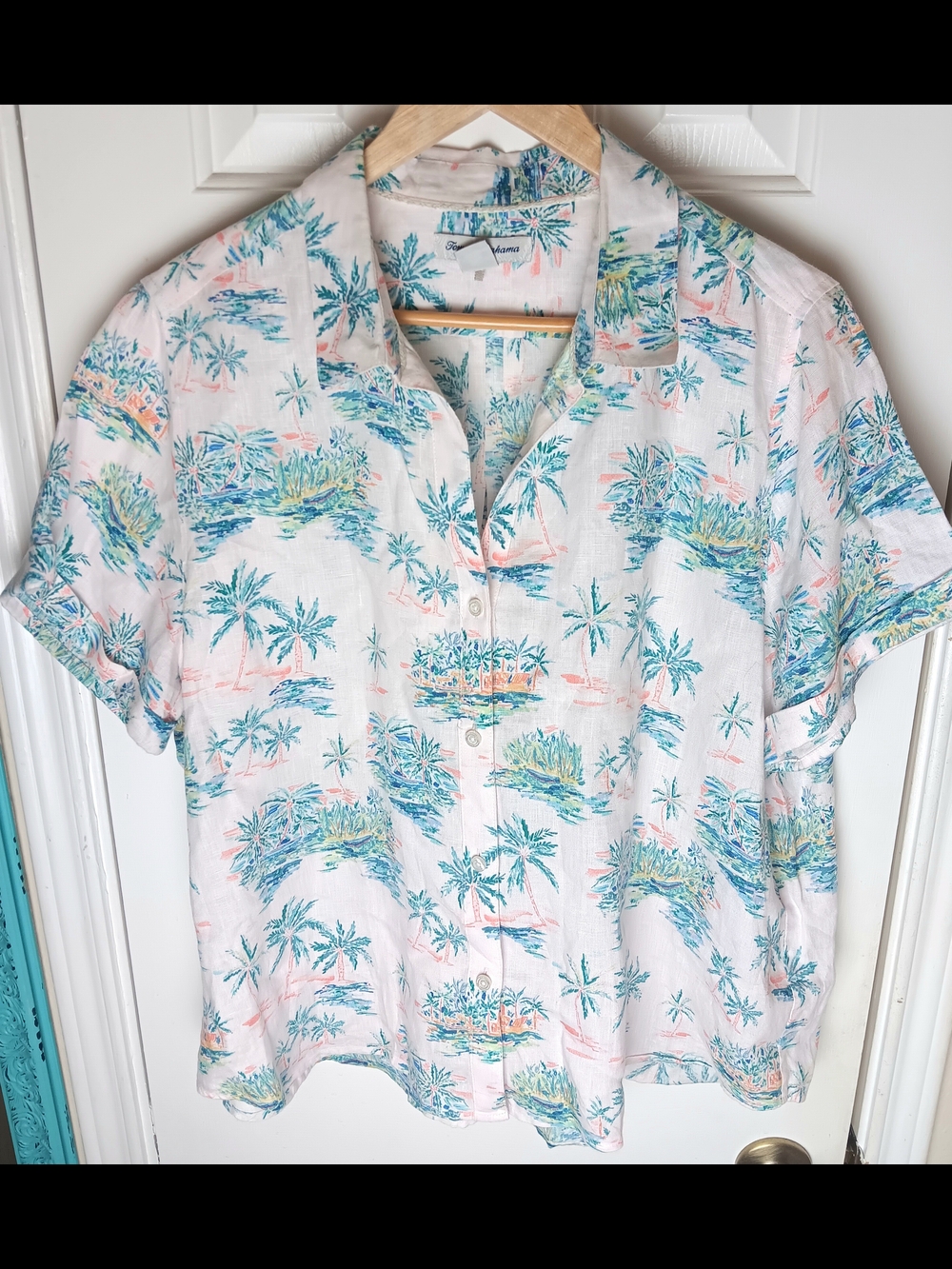 Tommy Bahama Women's XL 100% Linen Short Sleeve Tropical Print Button Down Shirt